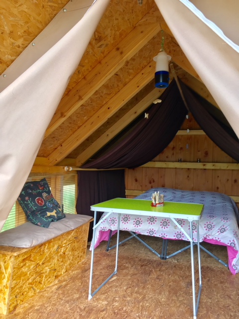 La hutte ! Une autre façon de camper&#8230; Wittenheim 1